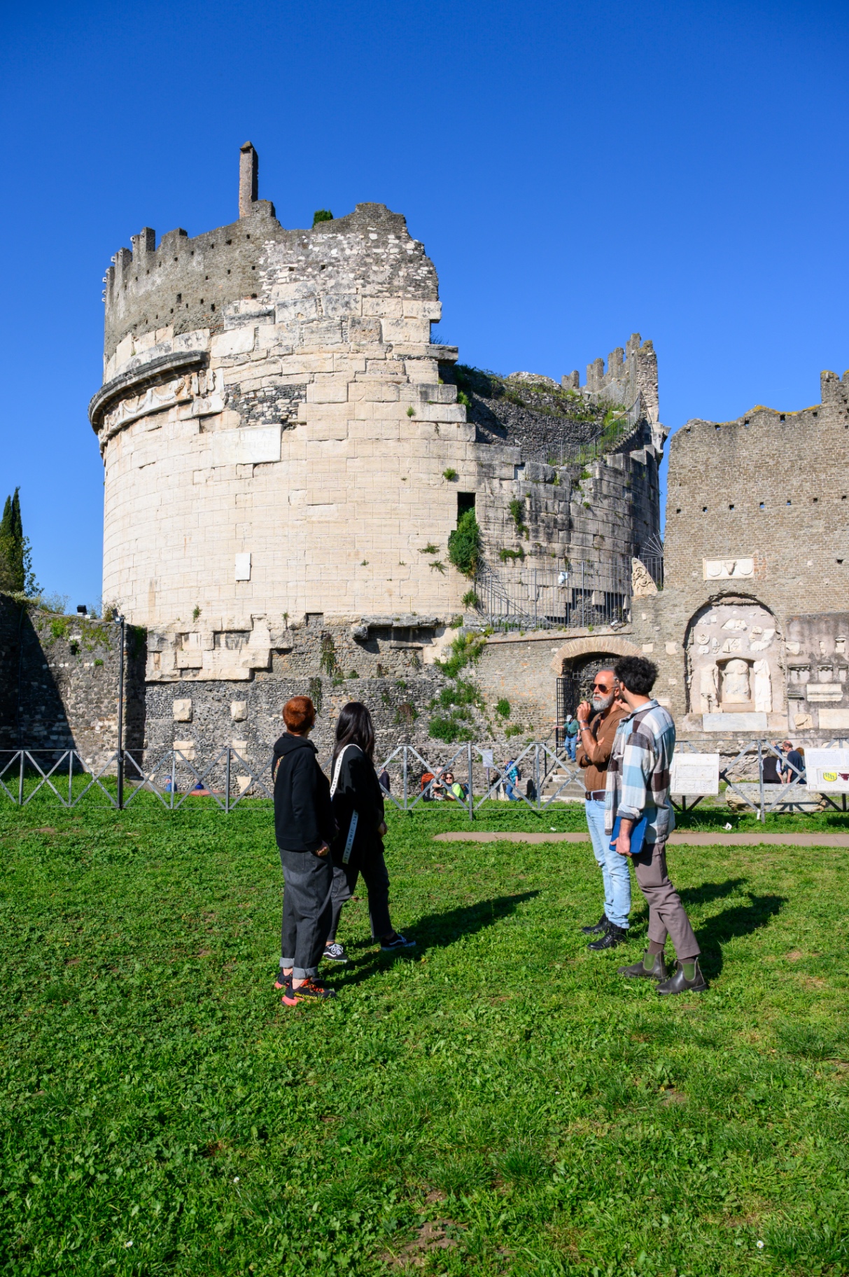Group admiring the Mausoleum of Cecilia Metella